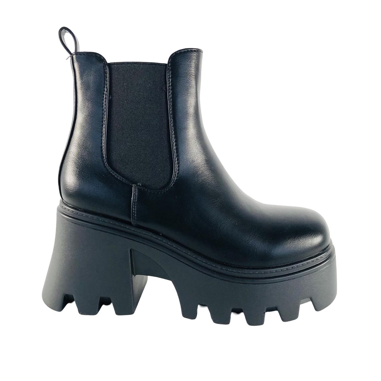 Platform Chelsea Boots